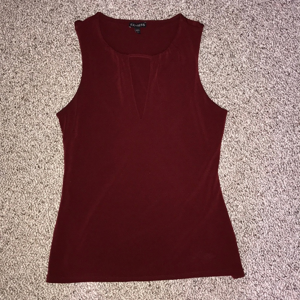 Express keyhole tank
